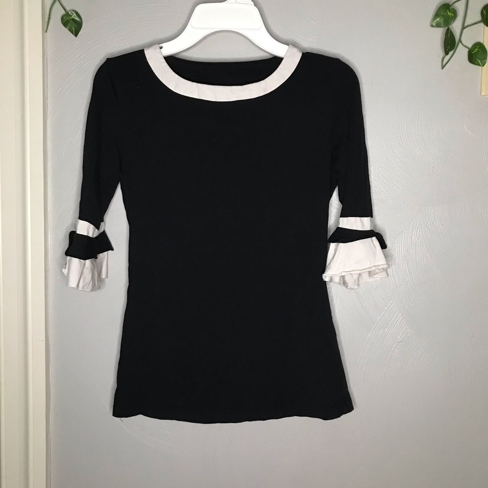 Black and white bell sleeved shirt